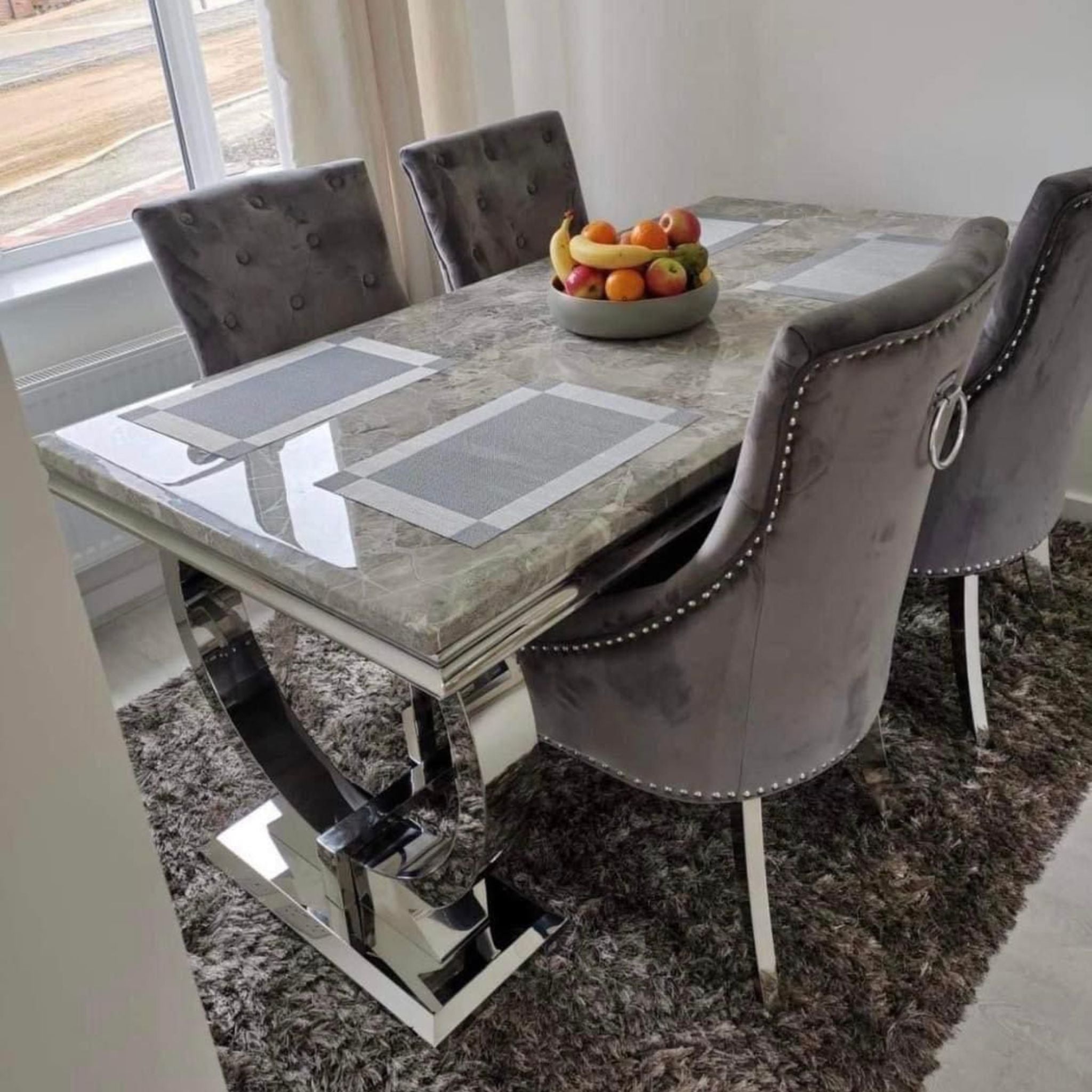 Arianna with 6 Chelsea Lion Knocker Chairs - Mirror4you