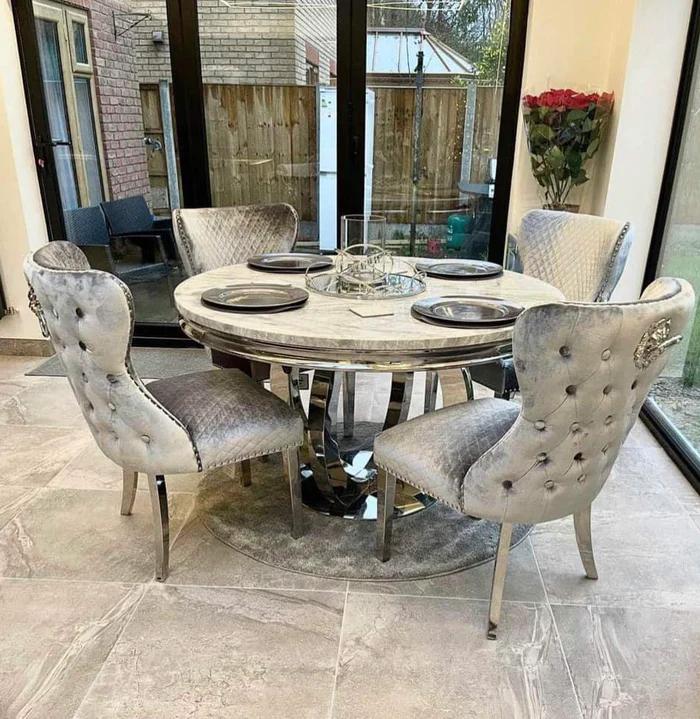 1.3 Chelsea table with 4 Lewis Dark Grey Chairs - Mirror4you
